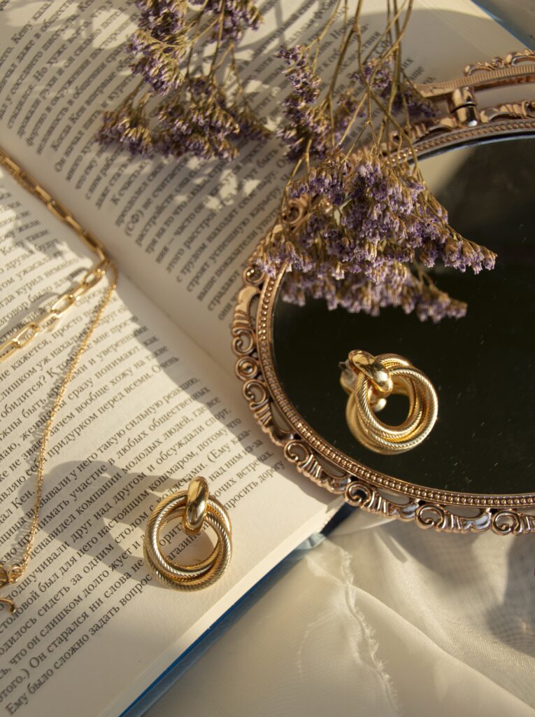 Looking For Radiant Gold Bracelets? Explore Alex And Ani!